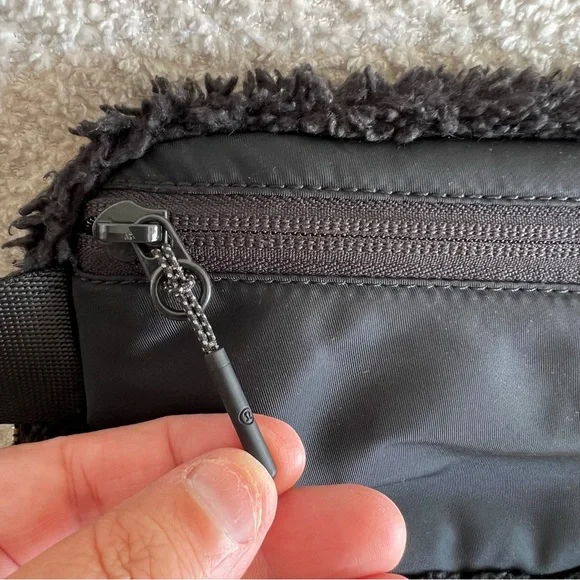 Lululemon Everywhere Fleece Black Belt‎ Bag Gold Hardware Purse